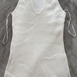 International concepts women v neck top size M Used twice still in great condition