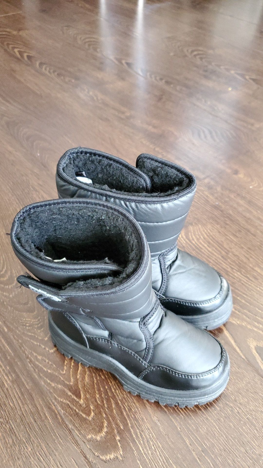 WFS Kids Size 12 Snow Boots