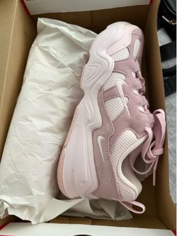 nike tech hera