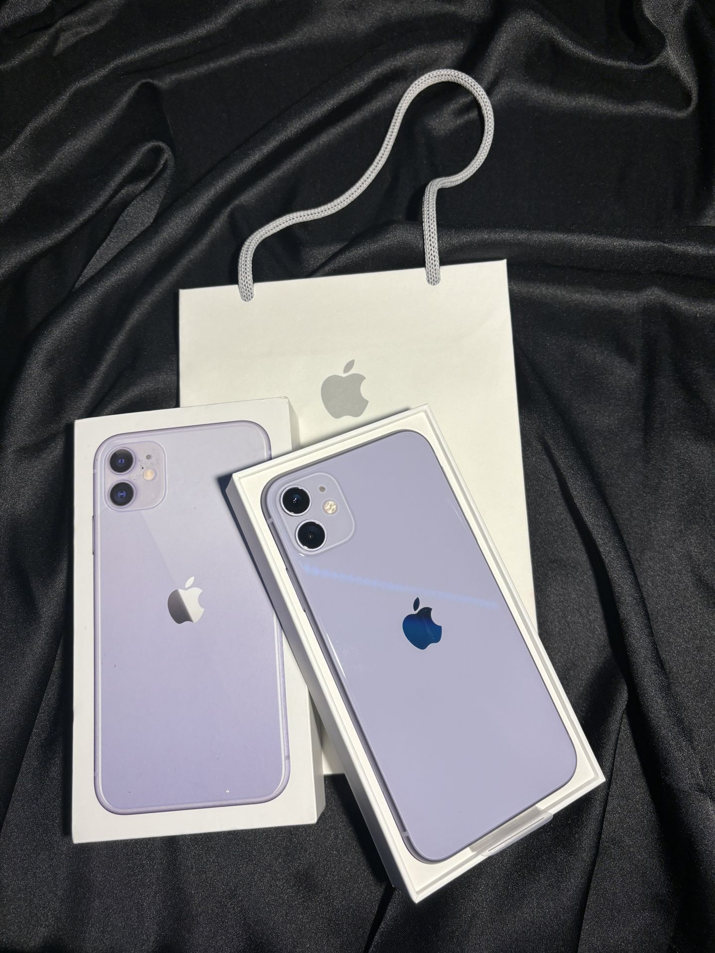 iPhone 11 Purple 64GB (Unlocked) 