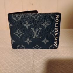 Authentic Louis Vuitton Wallet Mint Condition 