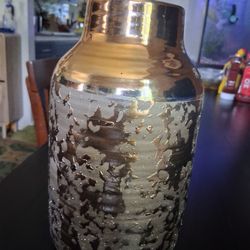 ceramic vase