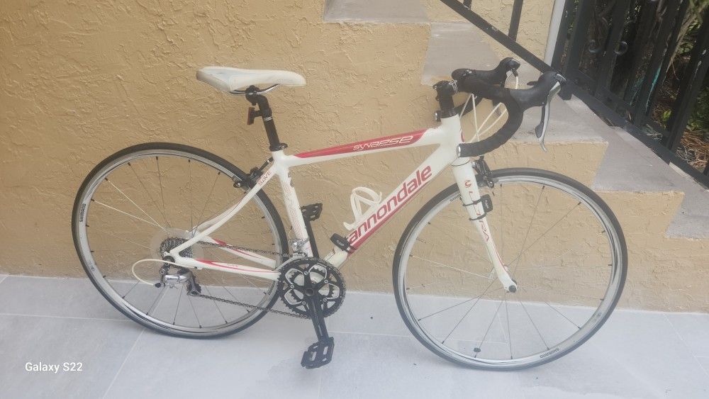 Cannondale Synapse 26 Inch Road Bike