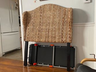 Wicker headboard twin