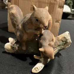 Homco Masterpieces Porcelain Figurine Of 2 Squirrels 🐿️ 