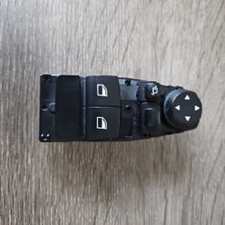 2018 BMWi3 (REX) Driver Side Window Regulator