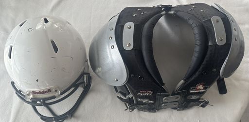 Hamlet and shoulder pads football Size small