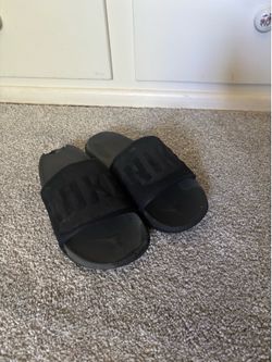 Nike slide