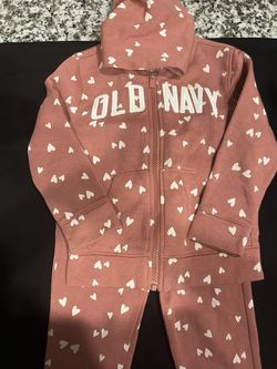 Old Navy Sweatsuit For Kids