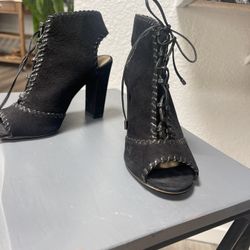 Ladies Shoes 