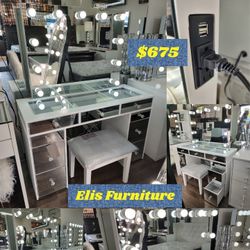 Brand New Vanity Set Usb And Power Outlet And Stool Included $649 FLOOR MODEL