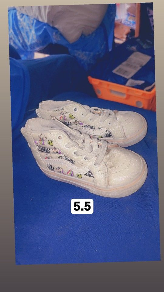 Girls Vans