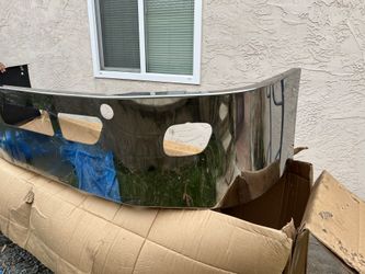 Freightliner Cascadia Chrome Bumper 
