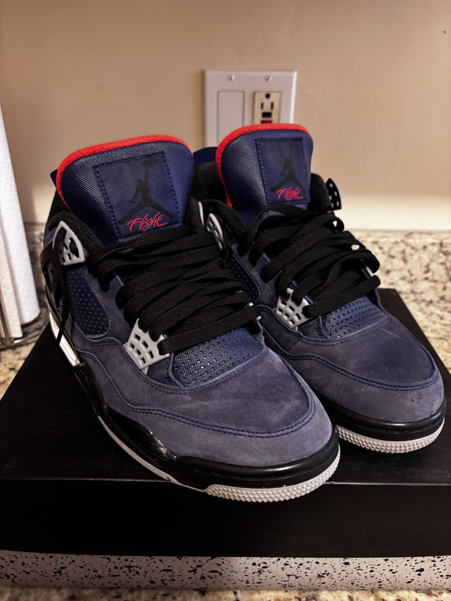 Jordan 4 Retro
