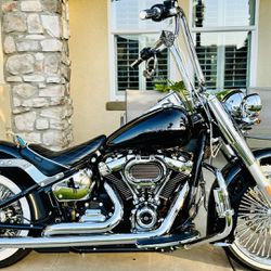 2020 Harley Davidson Softail Deluxe