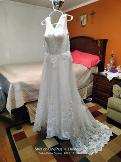Vestido De Novia Color Ivore Size L.