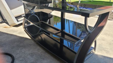 55" TV Stand With Glass Shelves
