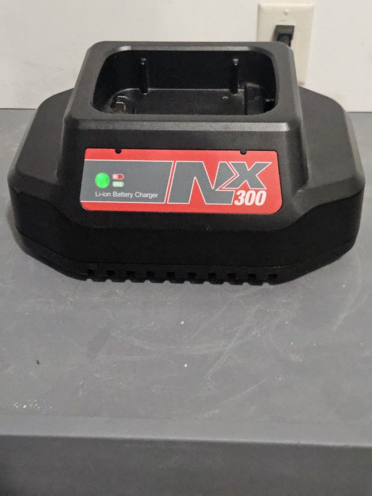 Numatic Genuine NX300 Battery Charger 911334 FOR ALL NX SERIES MACHINES....GARNER