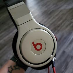 Discontinued Beats By DRE 