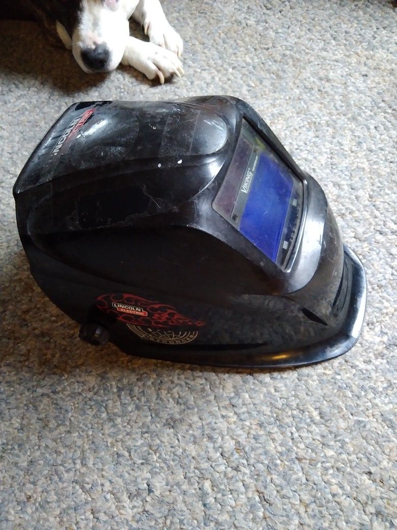 VIKING. AUTOMATIC WELDING. HELMET. SERIES 1840. ADF. 90 BUCK'S