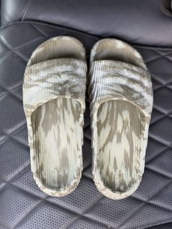 Adidas slides size 10