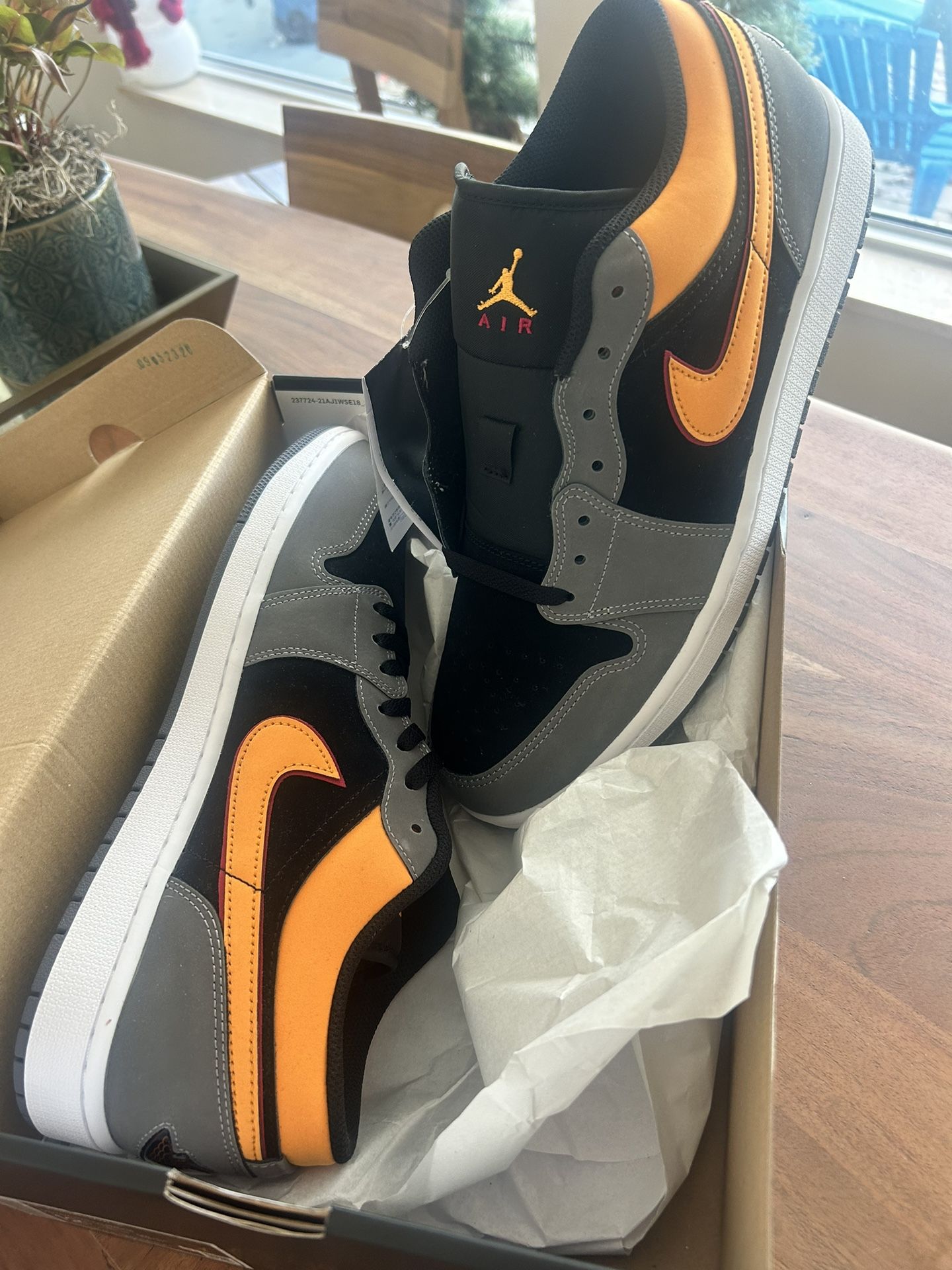 Air Jordan 1 Low