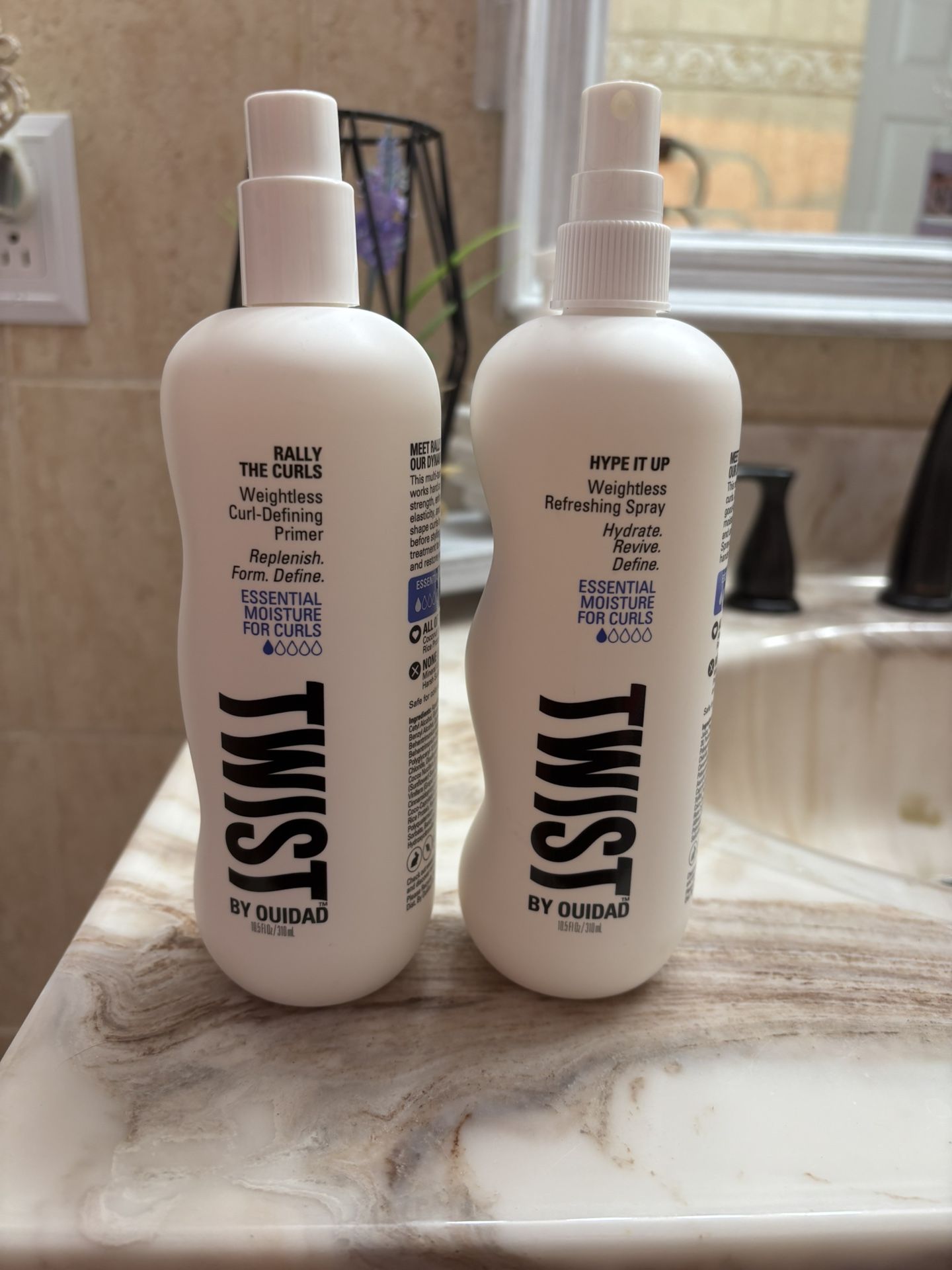 Twist by Quidad Curl-Defining Primer and Refreshing Spray Set