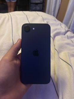 iPhone 16e