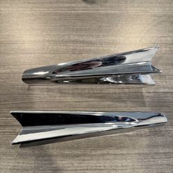 59 Front Fender Moldings 