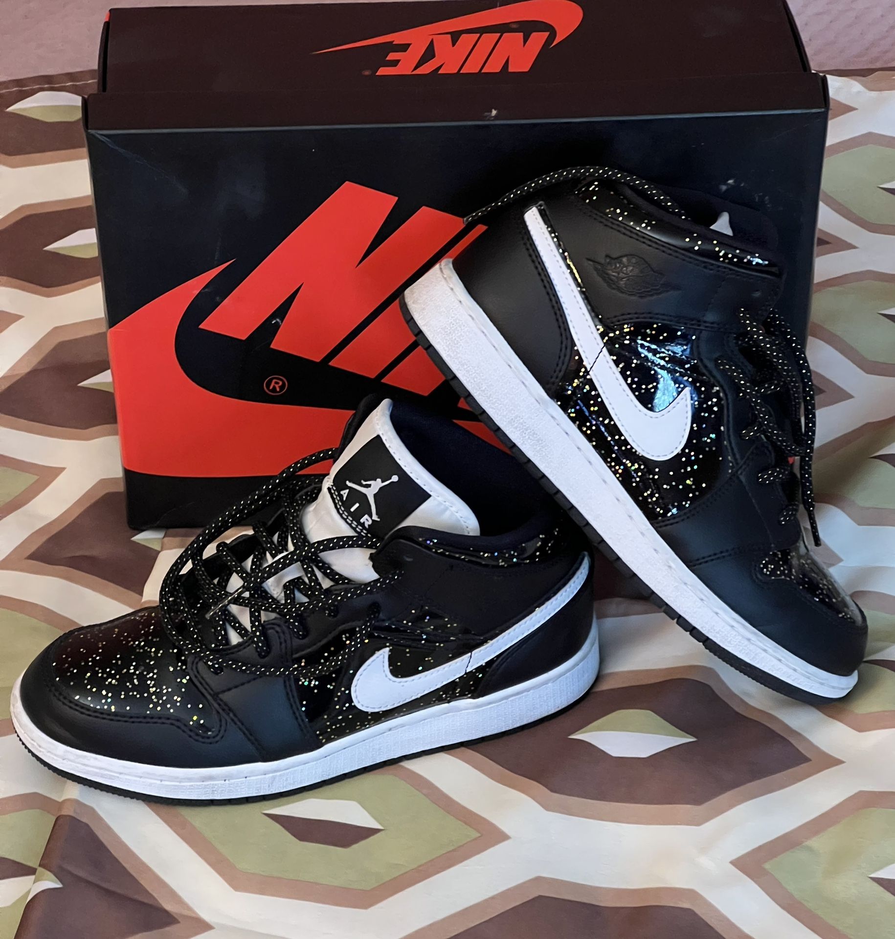 Mid Se Jordan Black Sparkle Black Sparkly Jordans Sale