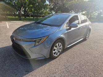 Toyota Corolla 2022 with 10 months warranty Unlimited milage