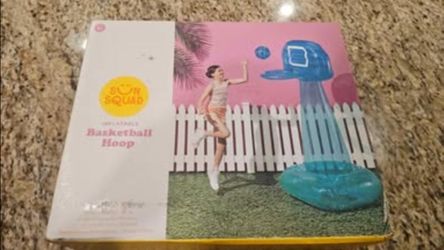Inflatable basketball hoop