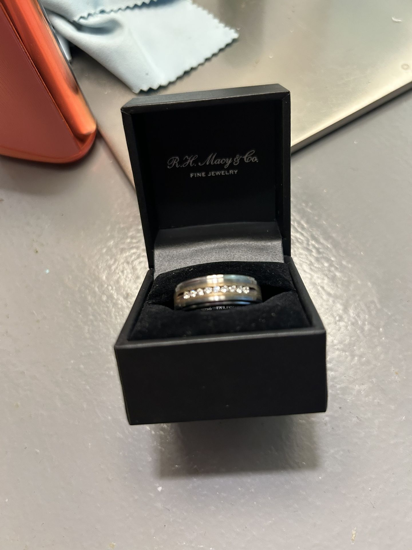 2-mens Wedding Bands ( New)