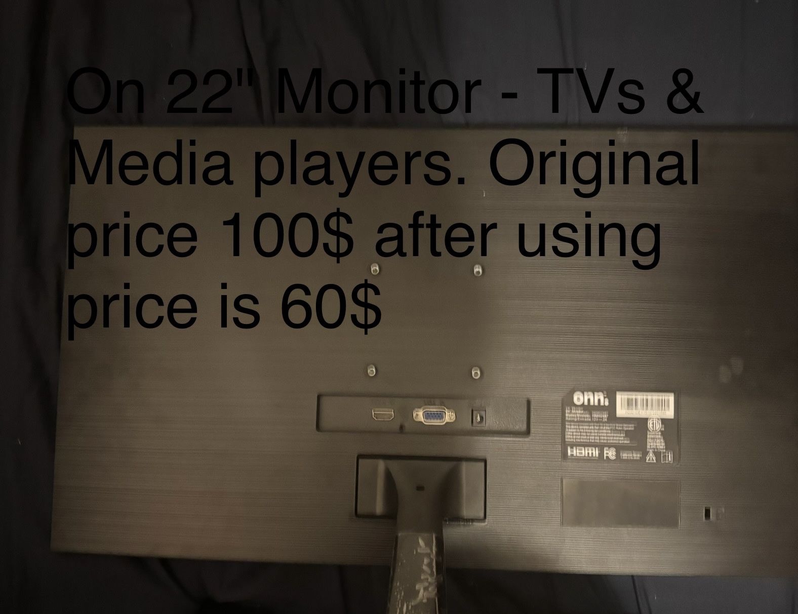 On 22' Monitor - TVs & Media players.