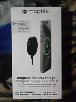 Magnetic.  Wireless Charger  (mophiep