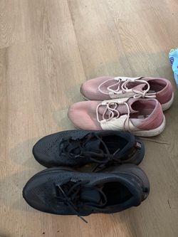 Rose new balance and black under armor
