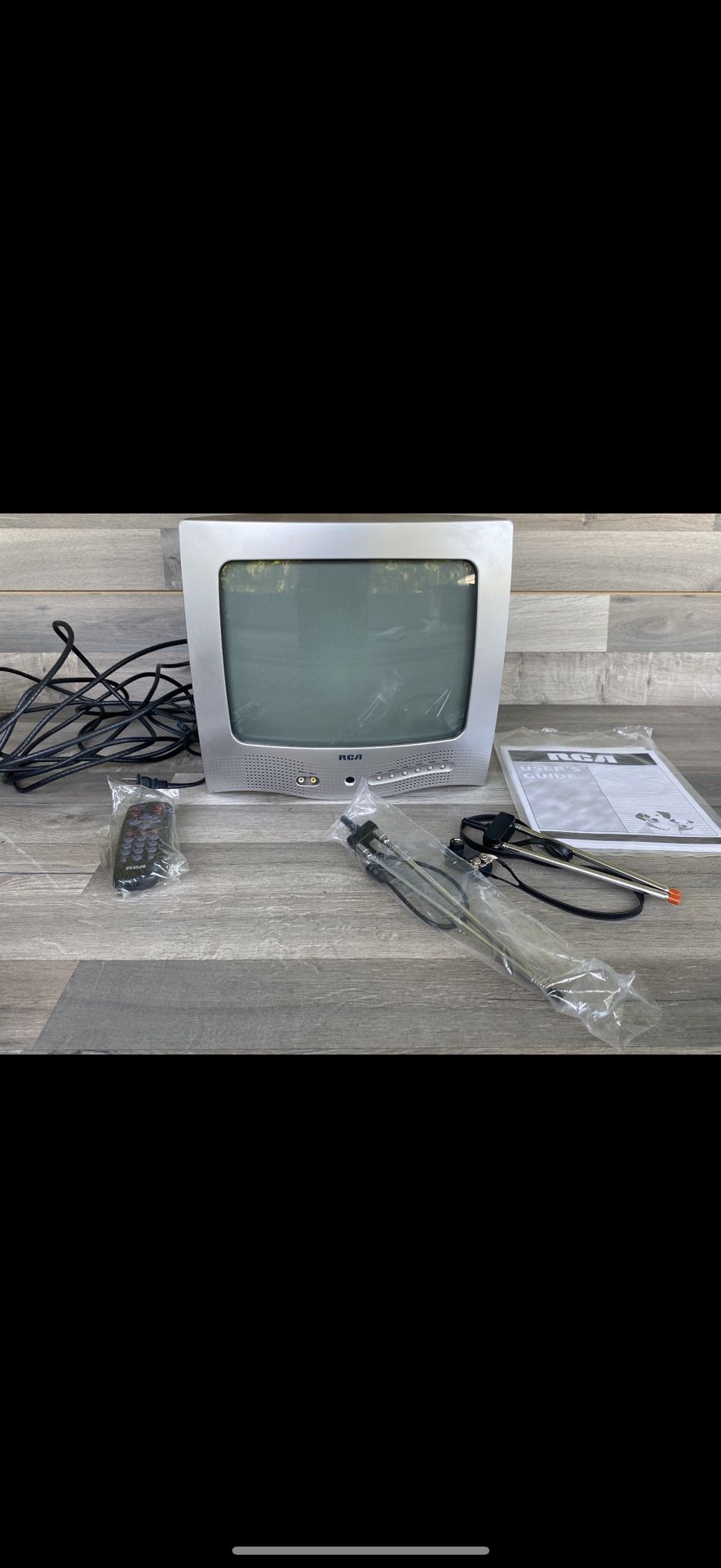RCA 13in Television In Box With Accessories Working