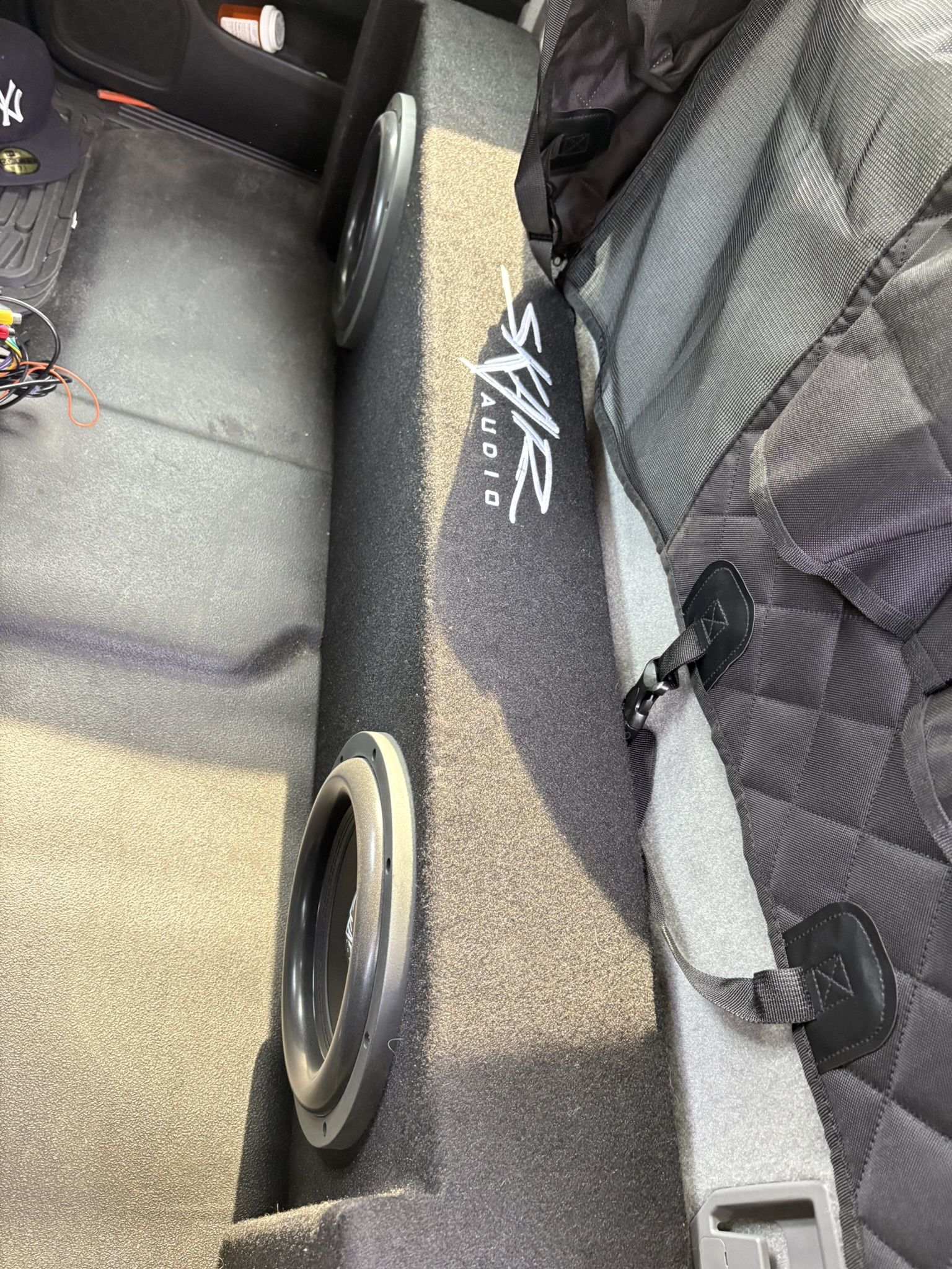 ten inch double subs and amp (with wiring) for gmc and chevy 2014-18 CREW CAB