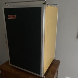 Mini Fridge 
