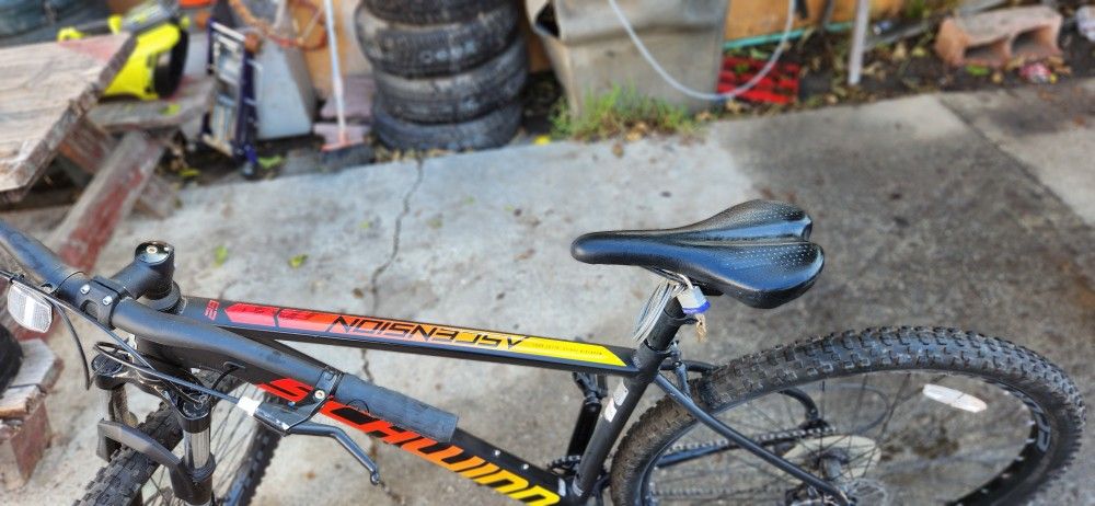 Schwinn Ascension Mountain Bike New