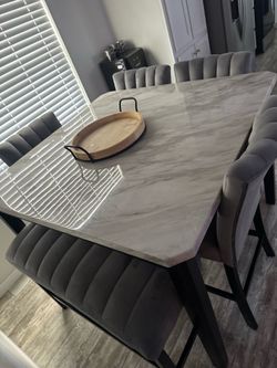 Dinning table