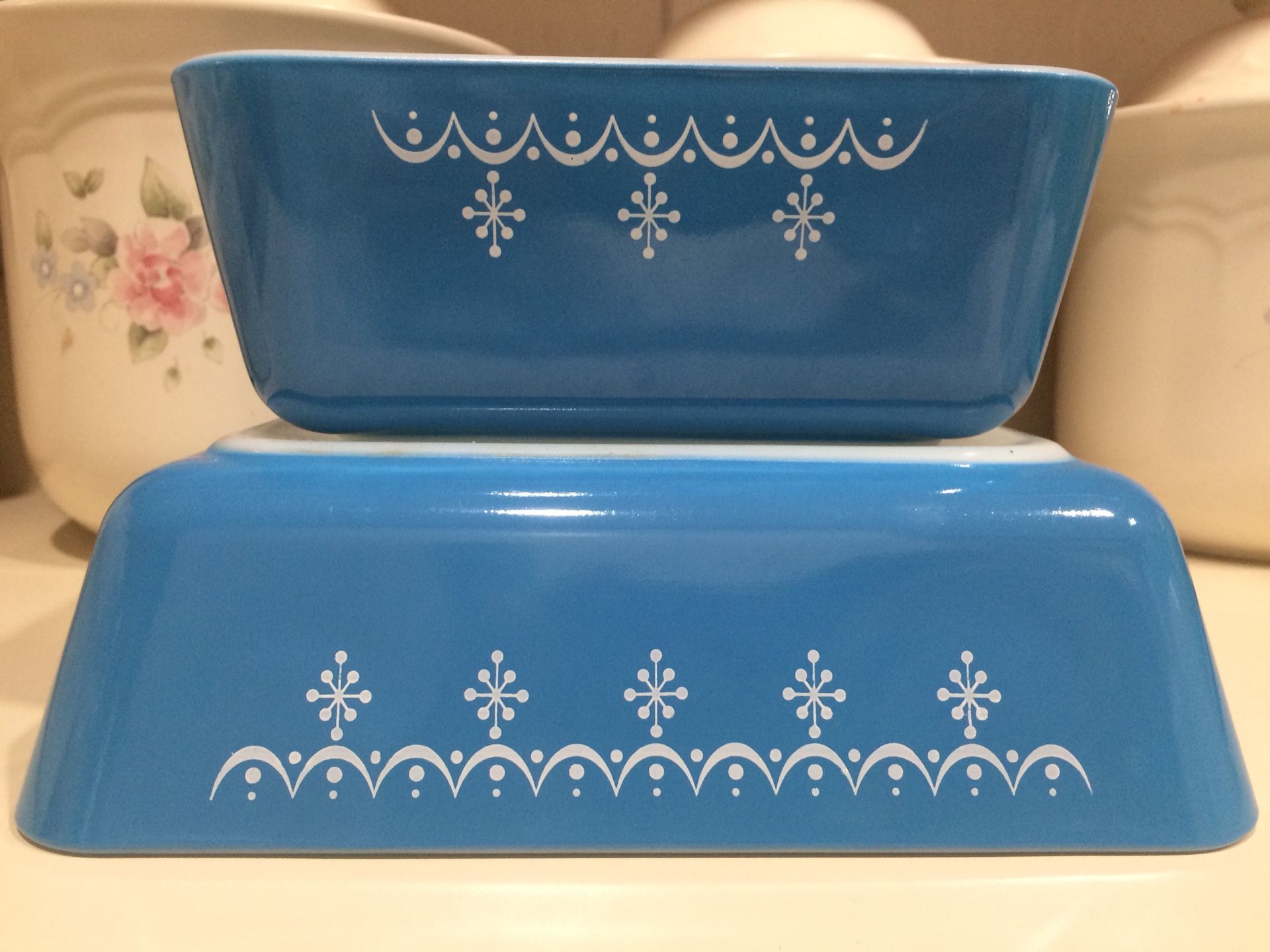 Pyrex Snowflake Garland 933 Lasagna Baking Pan Vintage Rectangular Blue  shiny