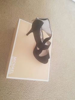 Micheal kors heels