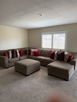 7-piece Living Room Set with Ottoman