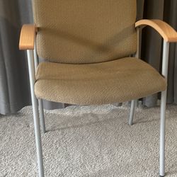 Guest Chair - Heavy Duty - Padded Seat with Arm Rest