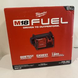 Milwaukee M18 FUEL 18-Volt Lithium-Ion Brushless Cordless 2 Gal. Electric Compact Quiet Compressor (Tool-Only)