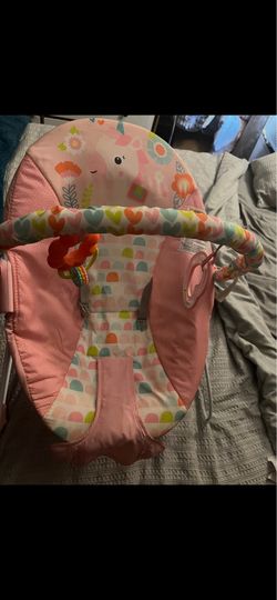 Baby bouncing seat
