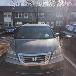 2009 Honda odyssey 160k Only $3900