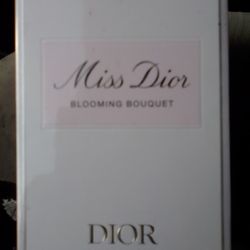 Miss Dior BLOOMING BOUQUET (New In Box)