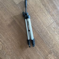Small Tripod 